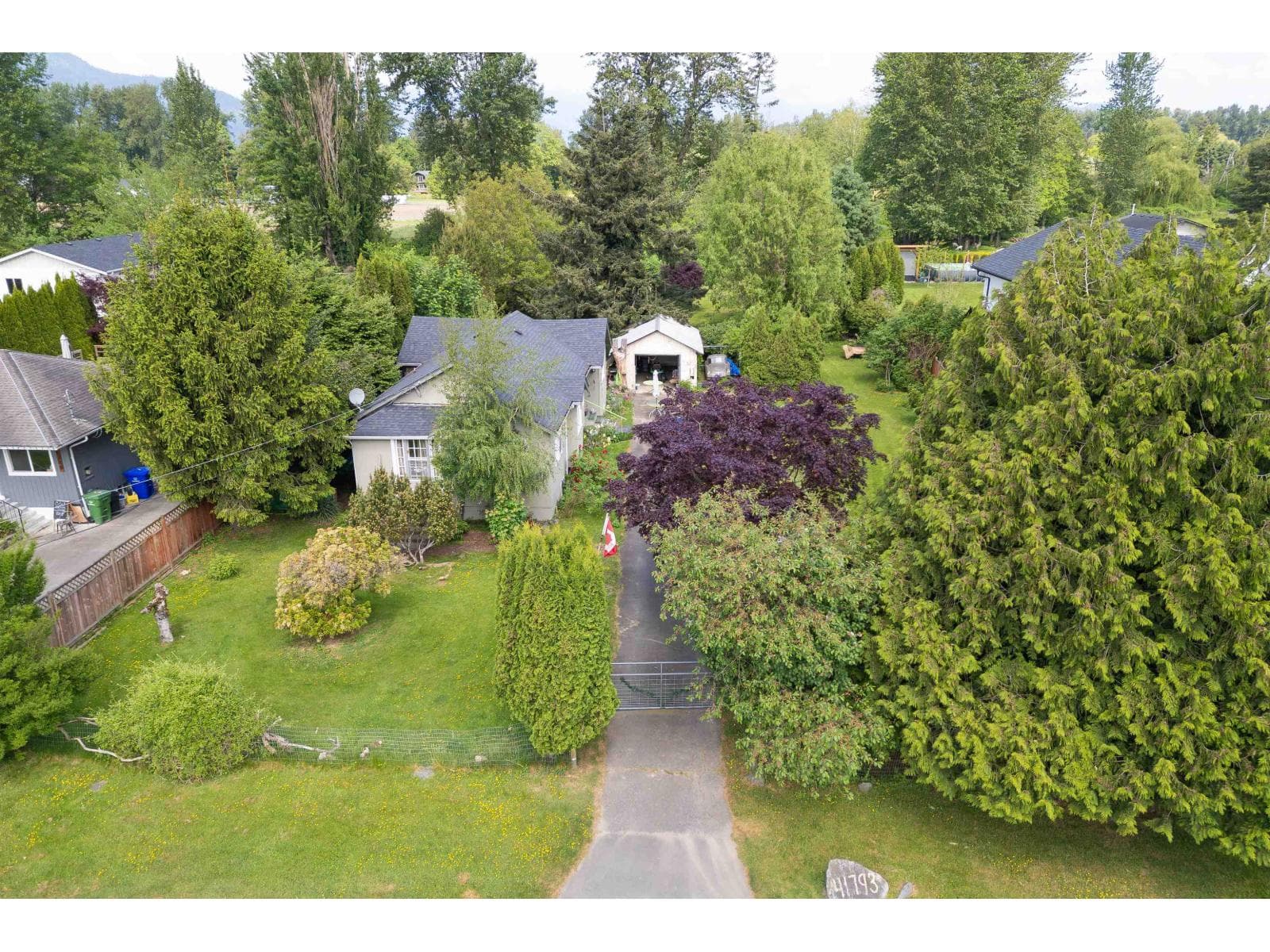 41793 YARROW CENTRAL ROAD, Yarrow, Chilliwack — photo 2