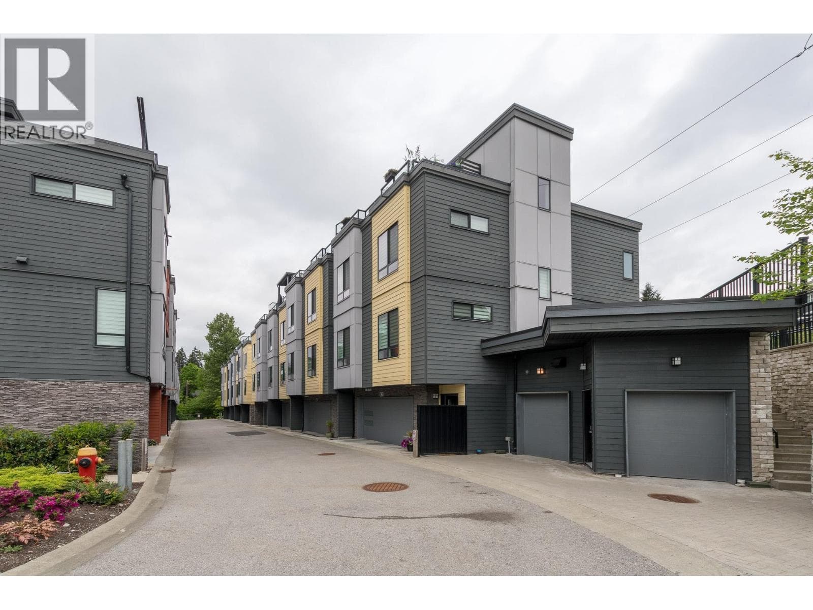 102 3503 GISLASON AVENUE, Greater Vancouver — photo 2
