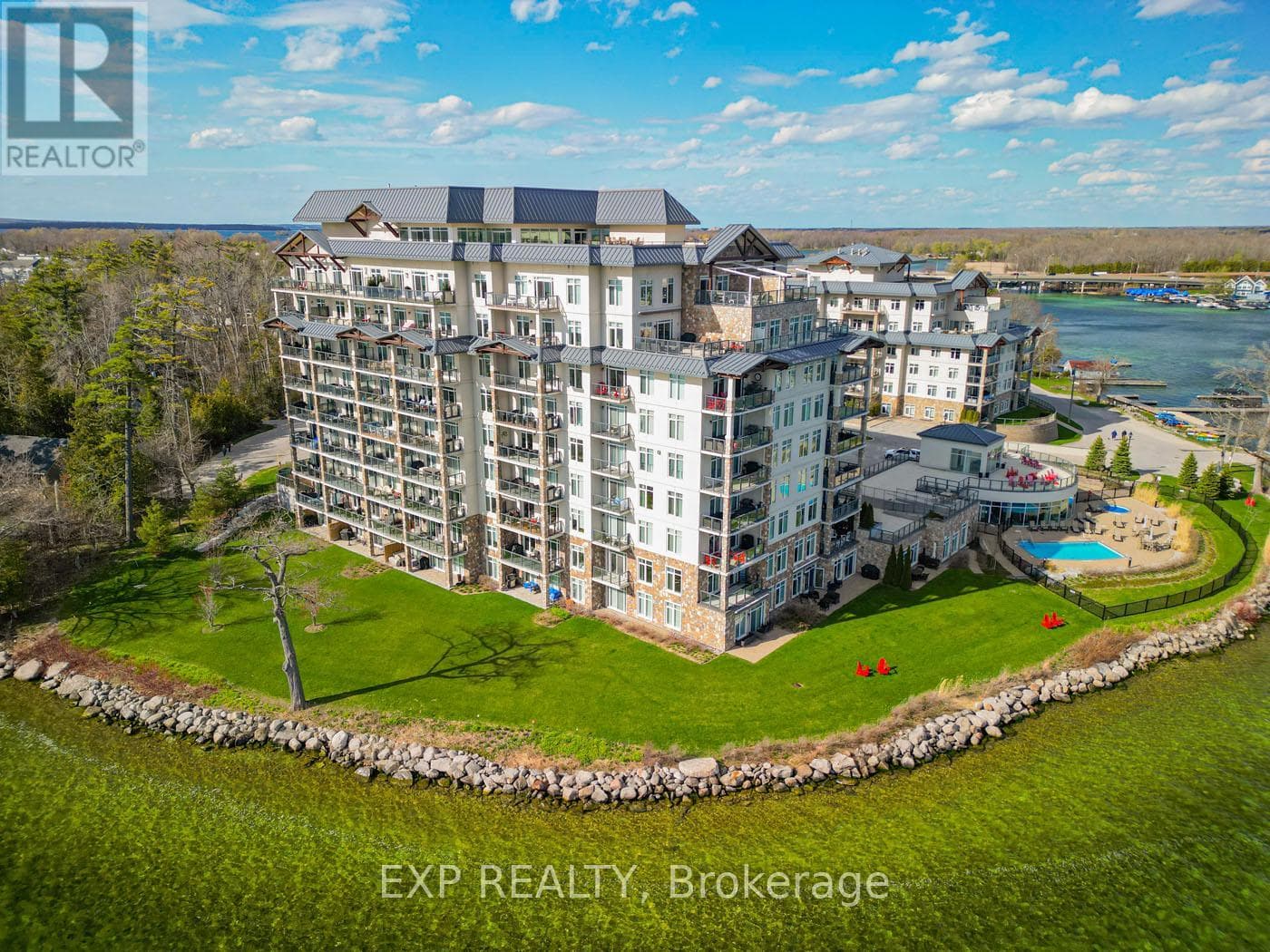 401 - 90 ORCHARD POINT ROAD in 