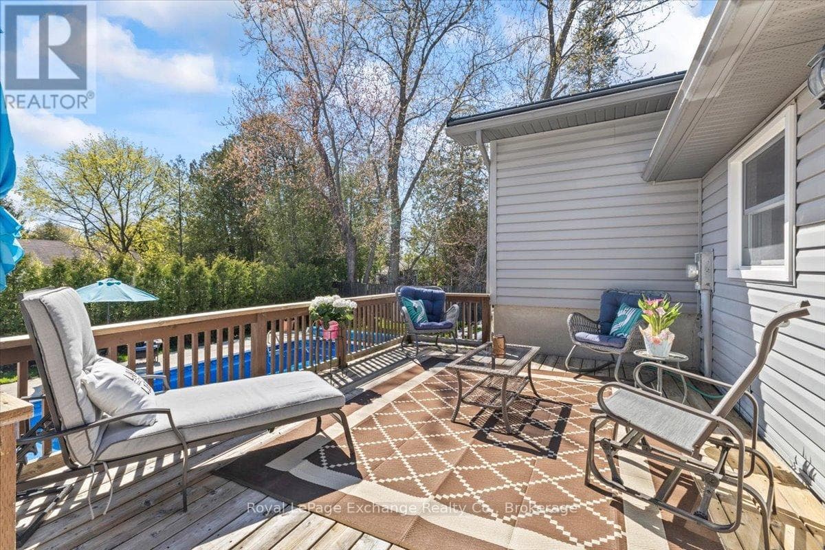 27 INVERLYN CRESCENT NORTH, OnePoint — photo 3