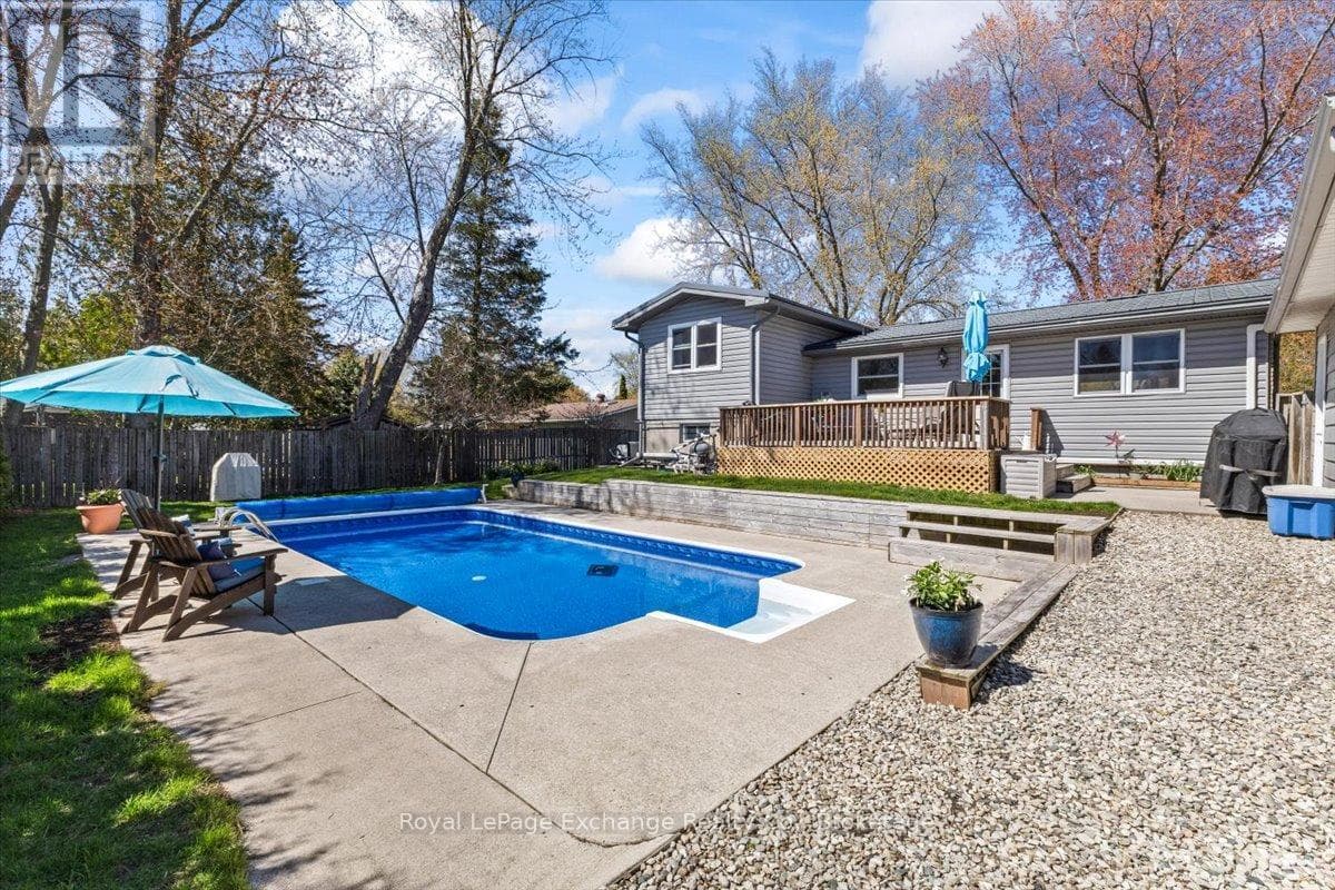 27 INVERLYN CRESCENT NORTH, OnePoint — photo 4