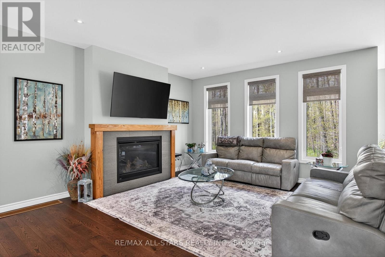 81 LAKELAND AVENUE, Central Lakes — photo 5