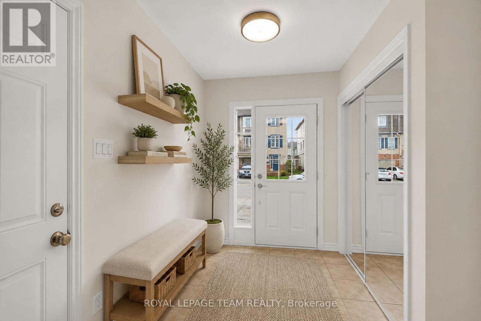 342 SWEET GRASS CIRCLE, Ottawa — photo 4
