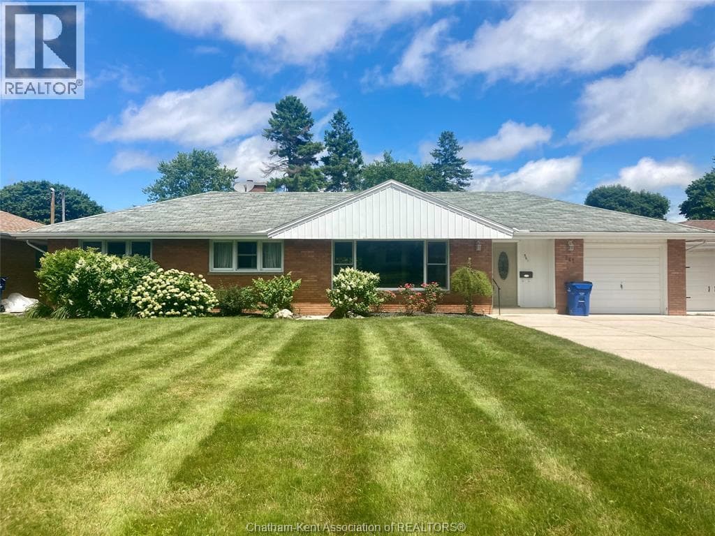 561 Lacroix STREET in 