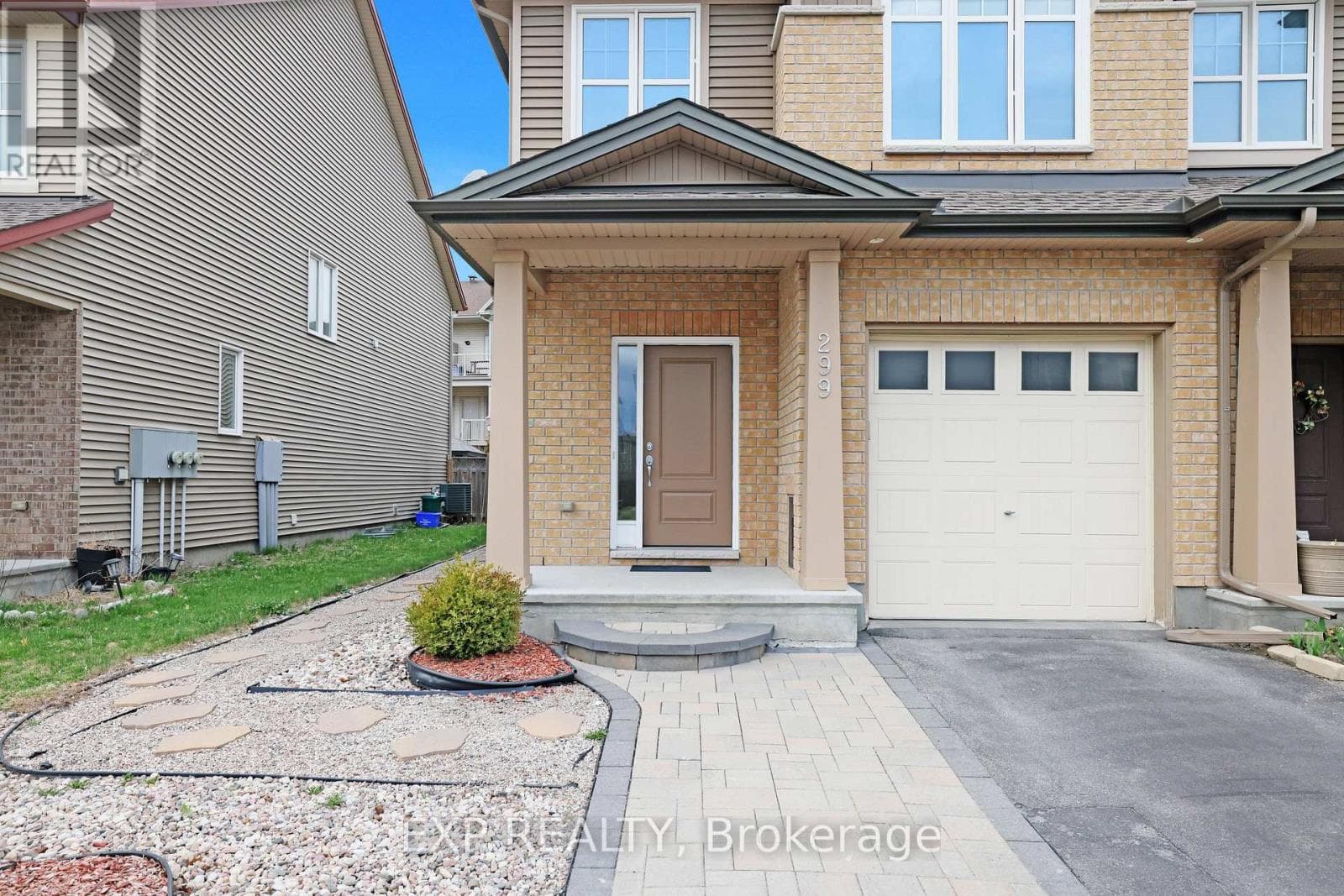 299 WOOD ACRES GROVE, Ottawa — photo 2