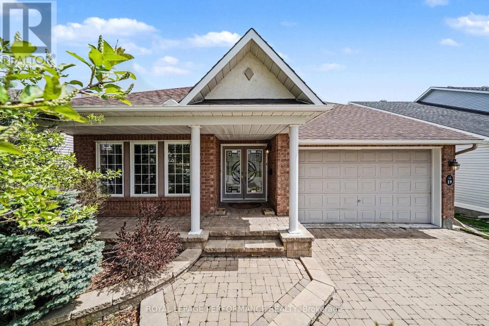 19 SETTLER'S RIDGE WAY in OLD BARRHAVEN EAST