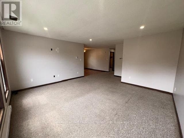 178 COLBORNE STREET W, Central Lakes — photo 5