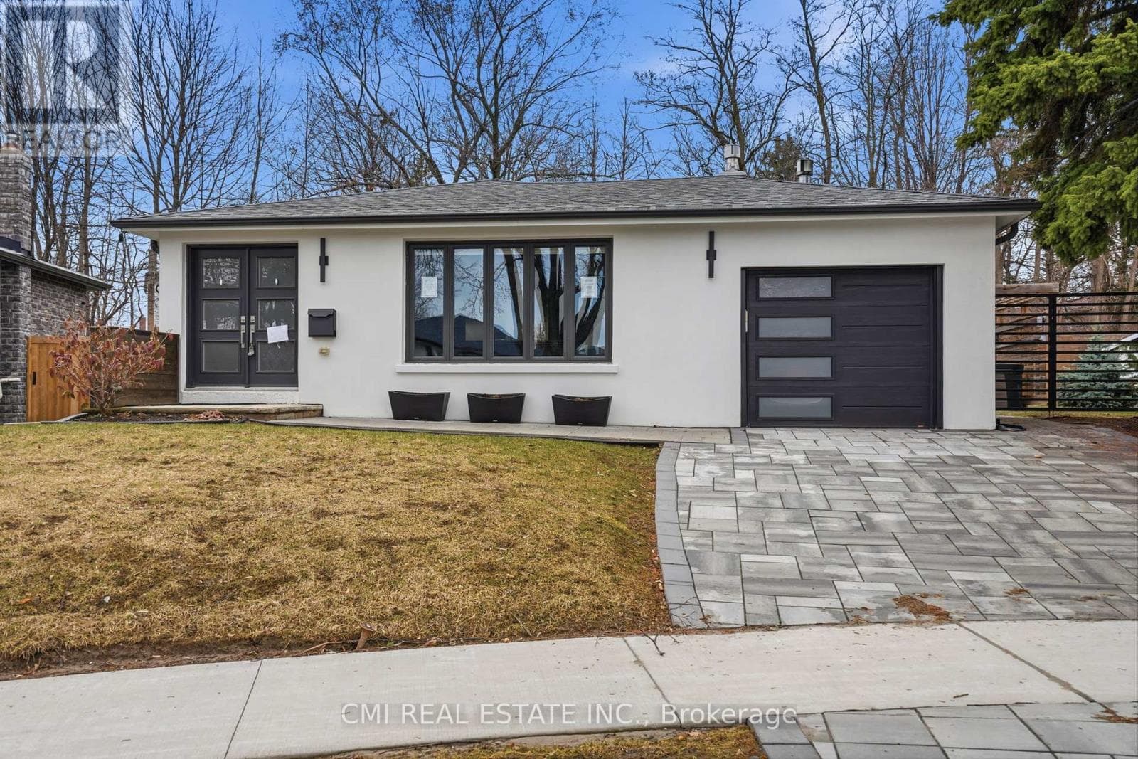 23 LOGSTONE CRESCENT, Toronto — photo 3