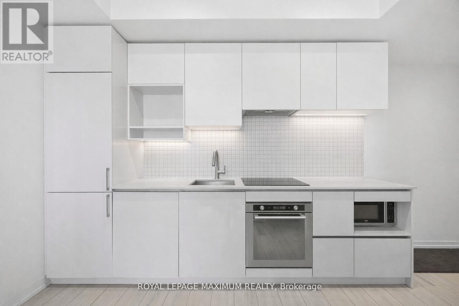 5512 - 5 BUTTERMILL AVENUE, Toronto — photo 5