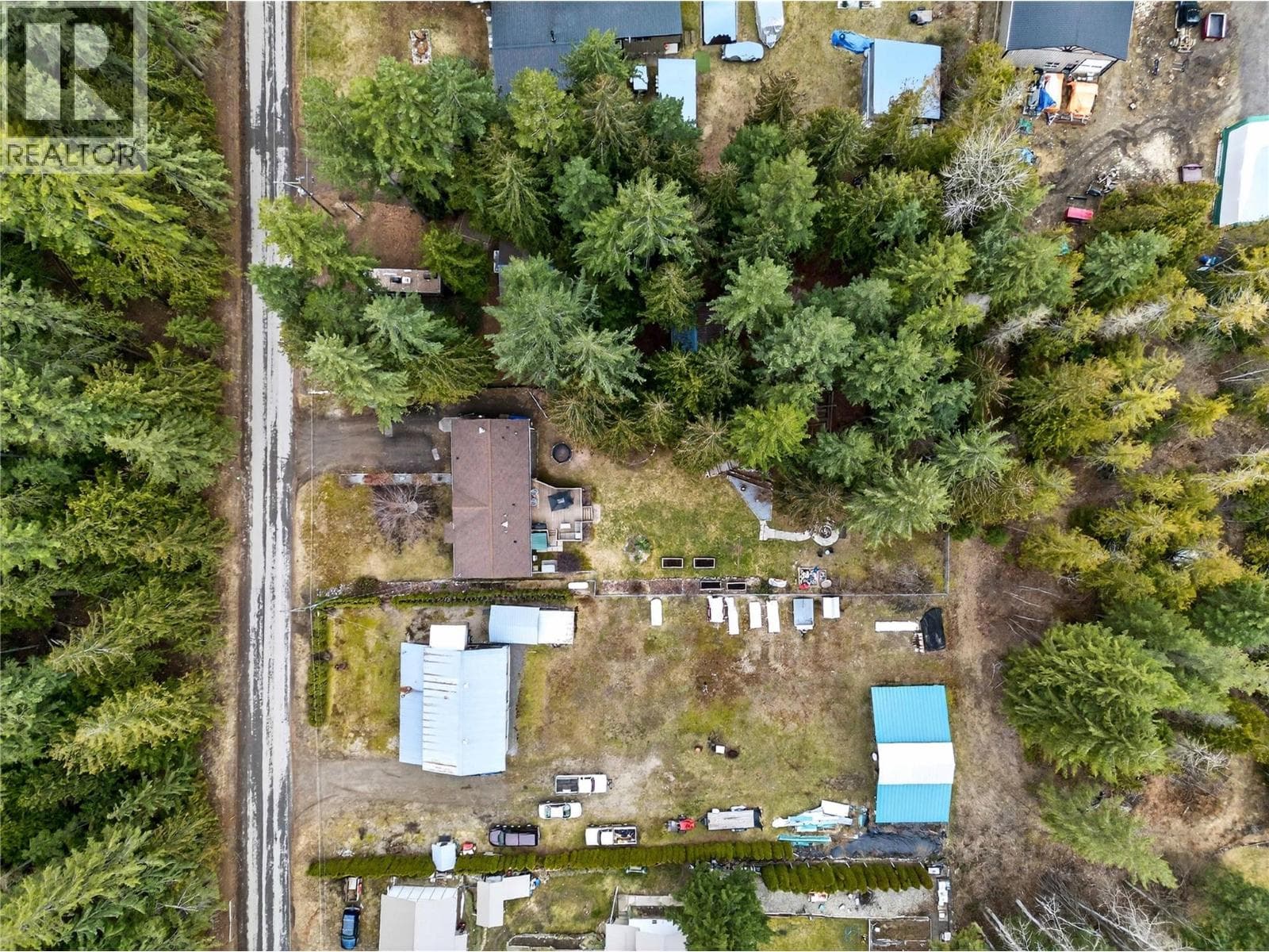 19 West Poirier Road, Interior REALTORS®