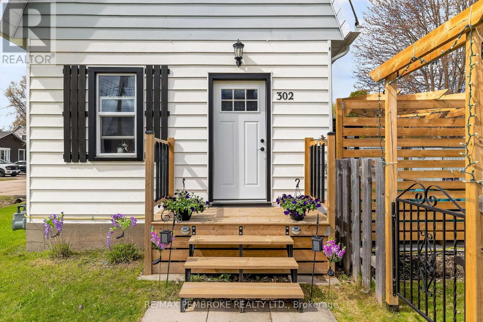 302 WILLARD STREET, Renfrew County — photo 3