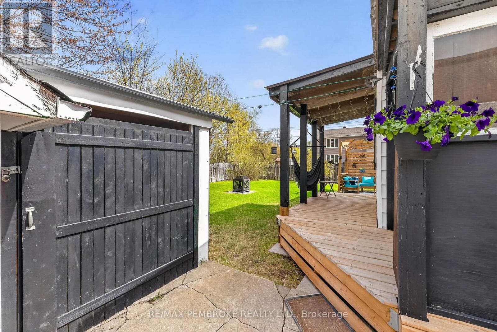 302 WILLARD STREET, Renfrew County — photo 4