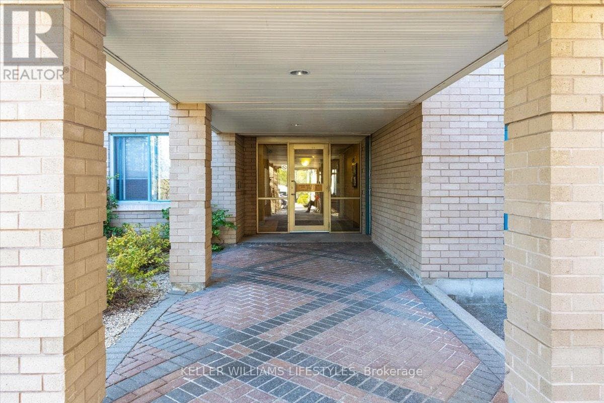 215 - 511 GAINSBOROUGH ROAD, London and St. Thomas — photo 3