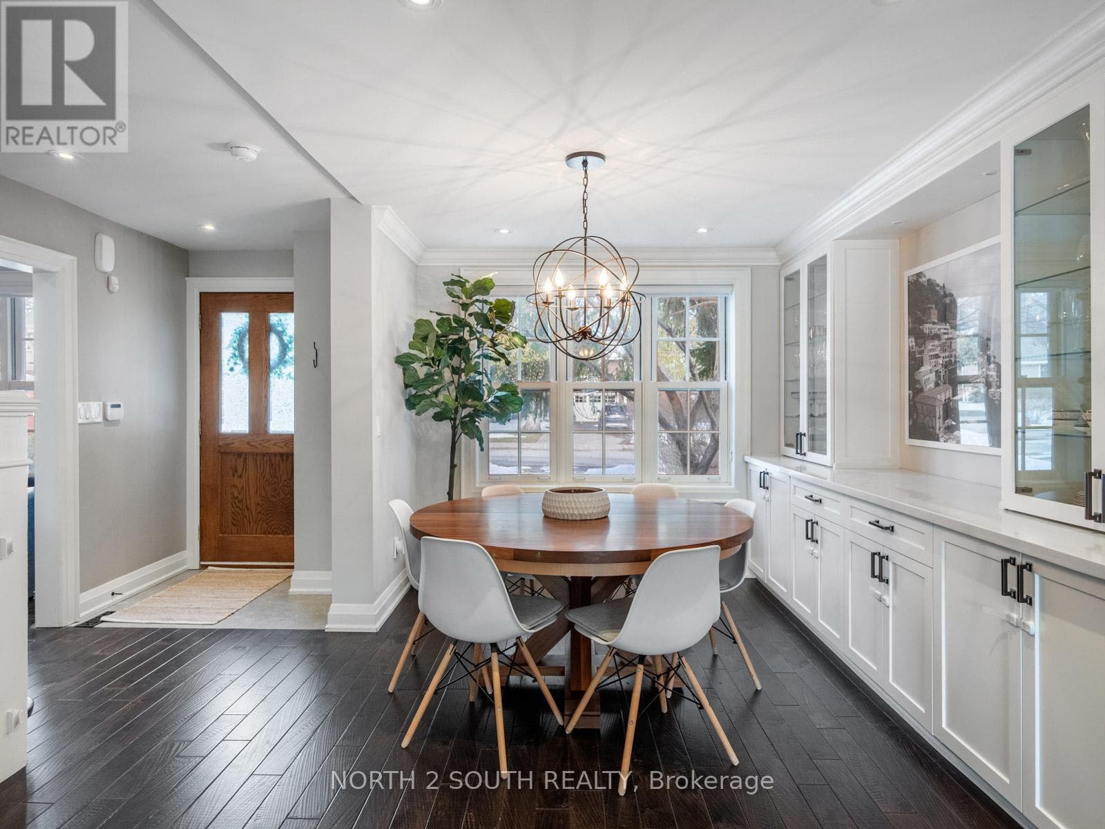 298 DOUGLAS AVENUE, Toronto — photo 4
