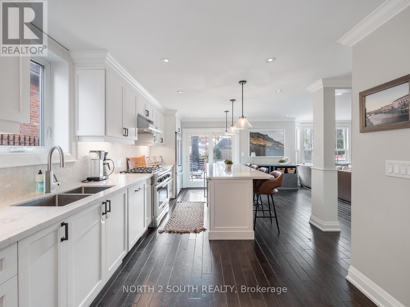 298 DOUGLAS AVENUE, Toronto — photo 5