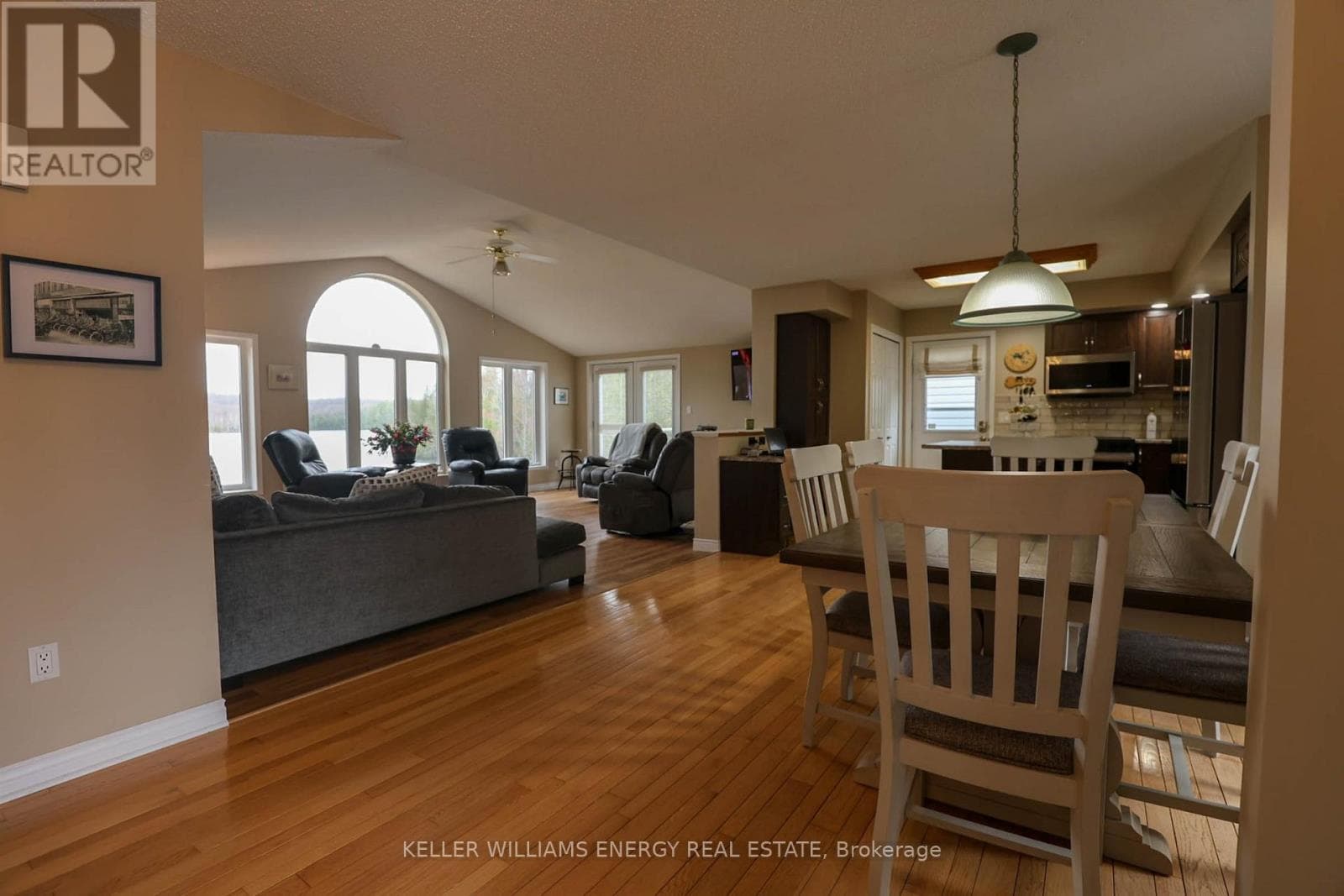 112 BAIE SHORE DRIVE, Central Lakes — photo 5