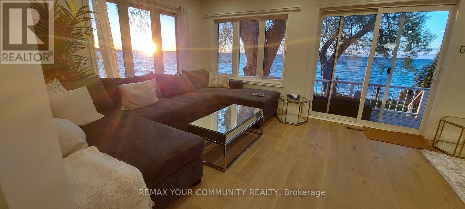 228 LAKE DRIVE EAST, Toronto — photo 5