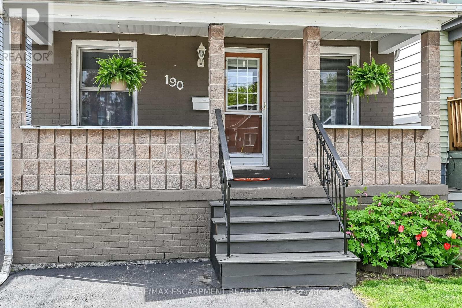 190 CAMPBELL AVENUE, Toronto — photo 2
