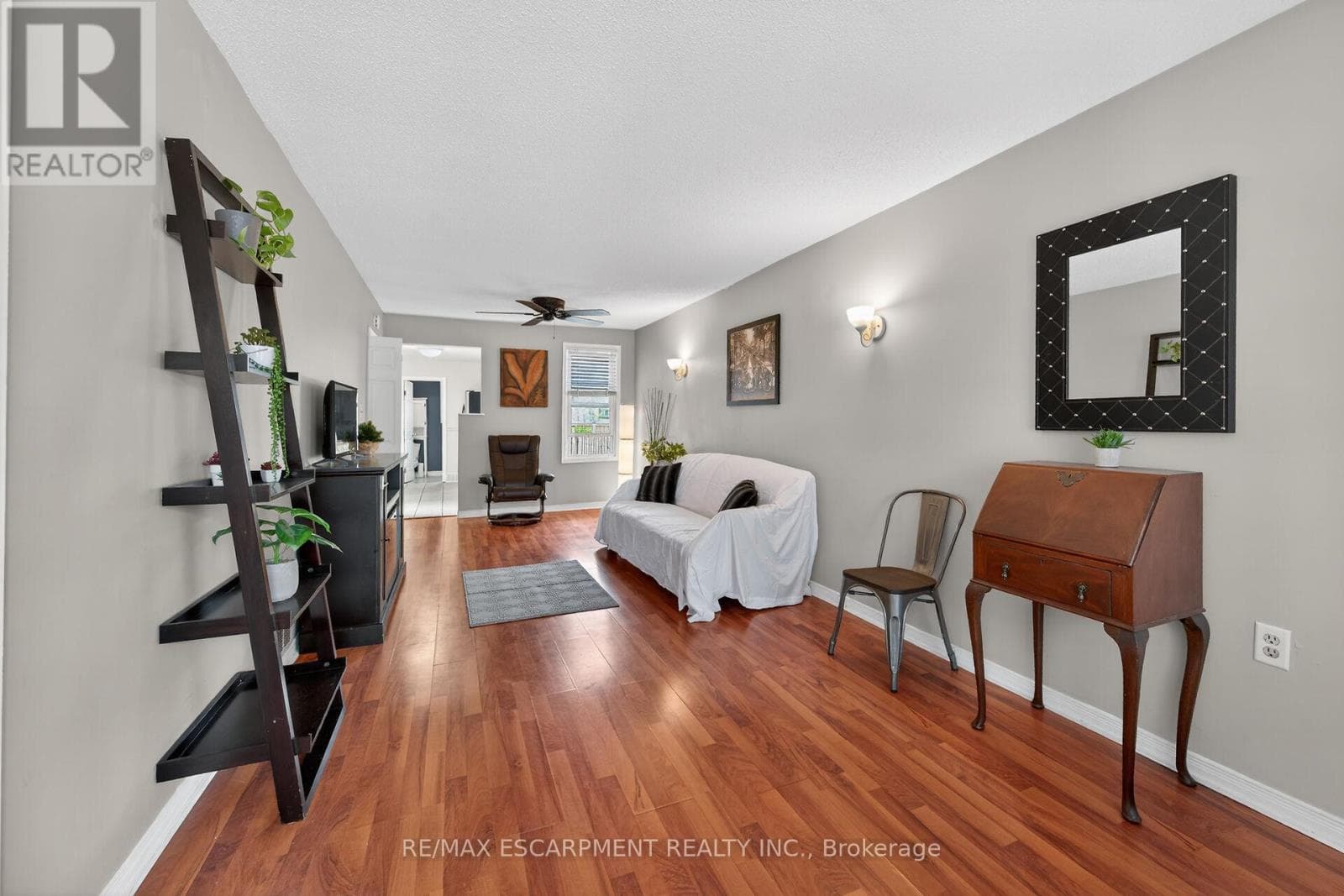 190 CAMPBELL AVENUE, Toronto — photo 3