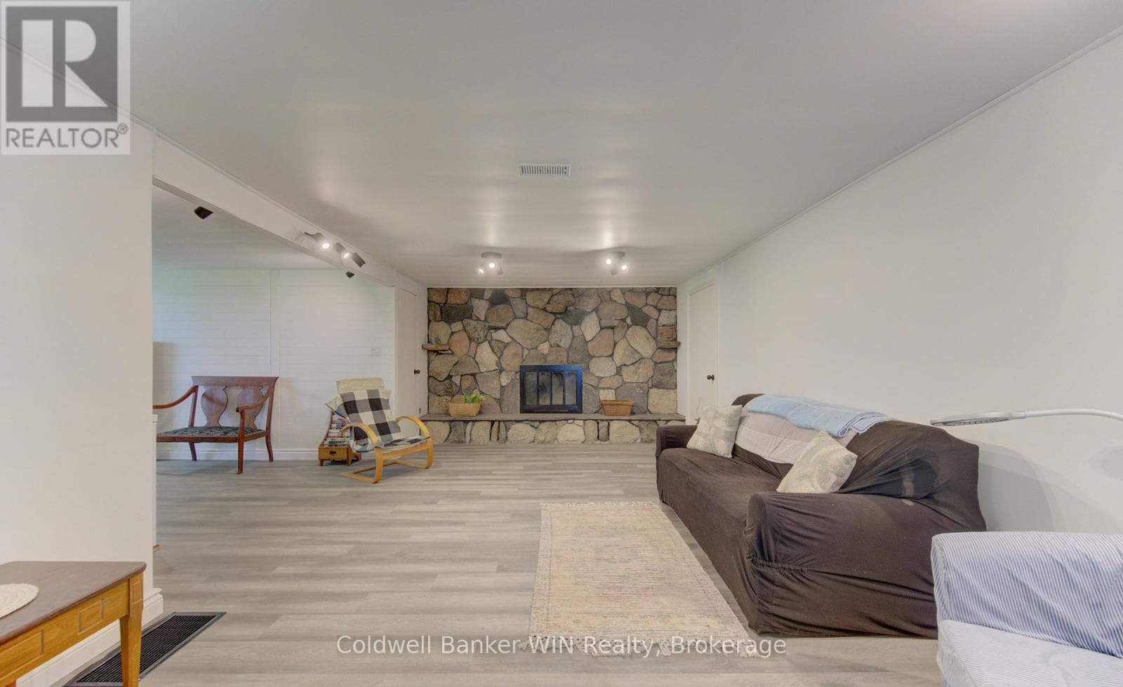 186 MCFARLIN DRIVE, OnePoint — photo 5