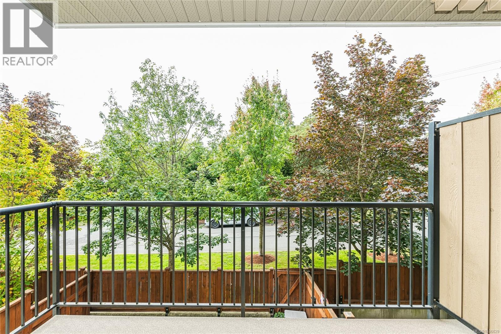 214 21 CONARD STREET in 