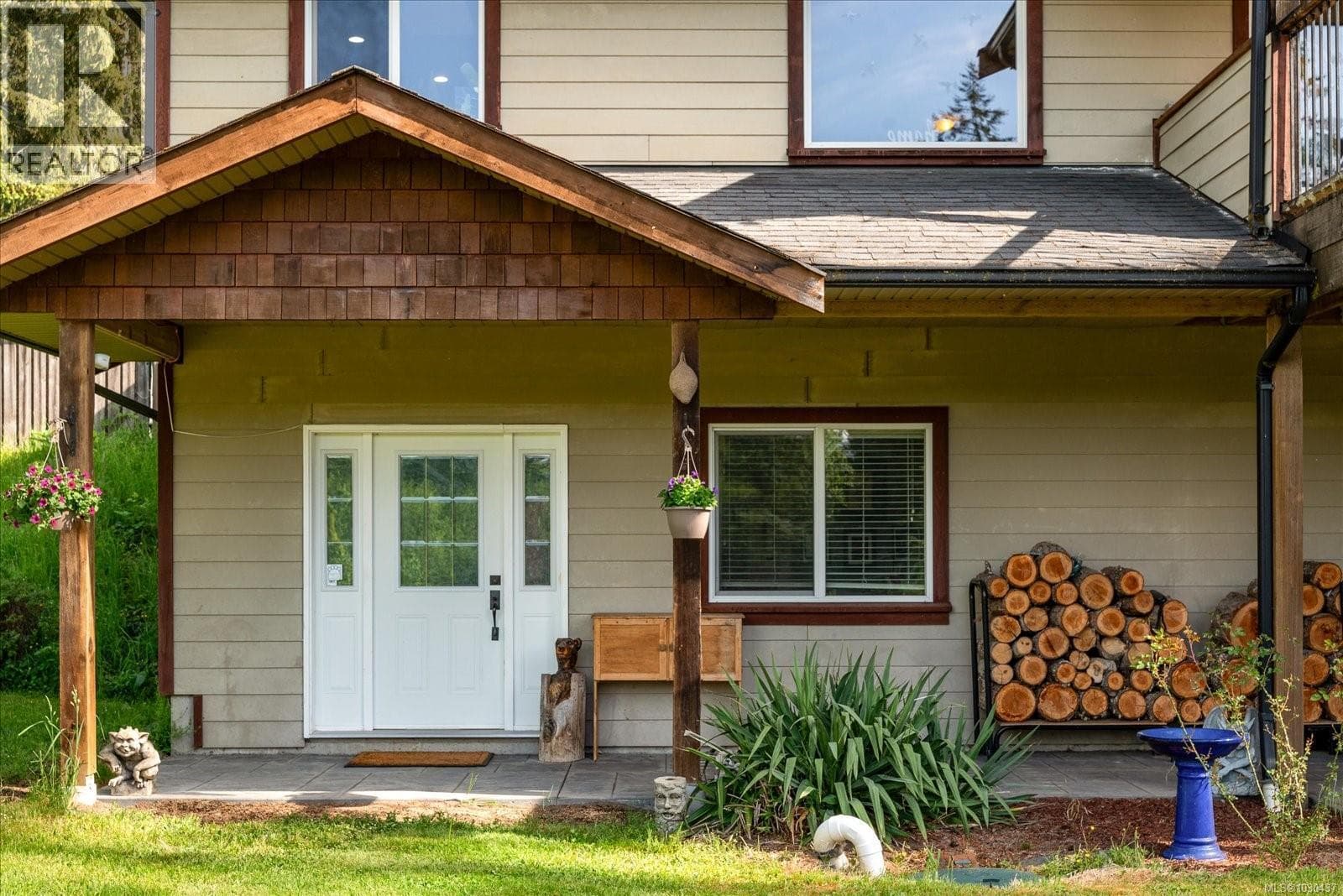 4051 SAHTLAM ROAD, Vancouver Island — photo 3