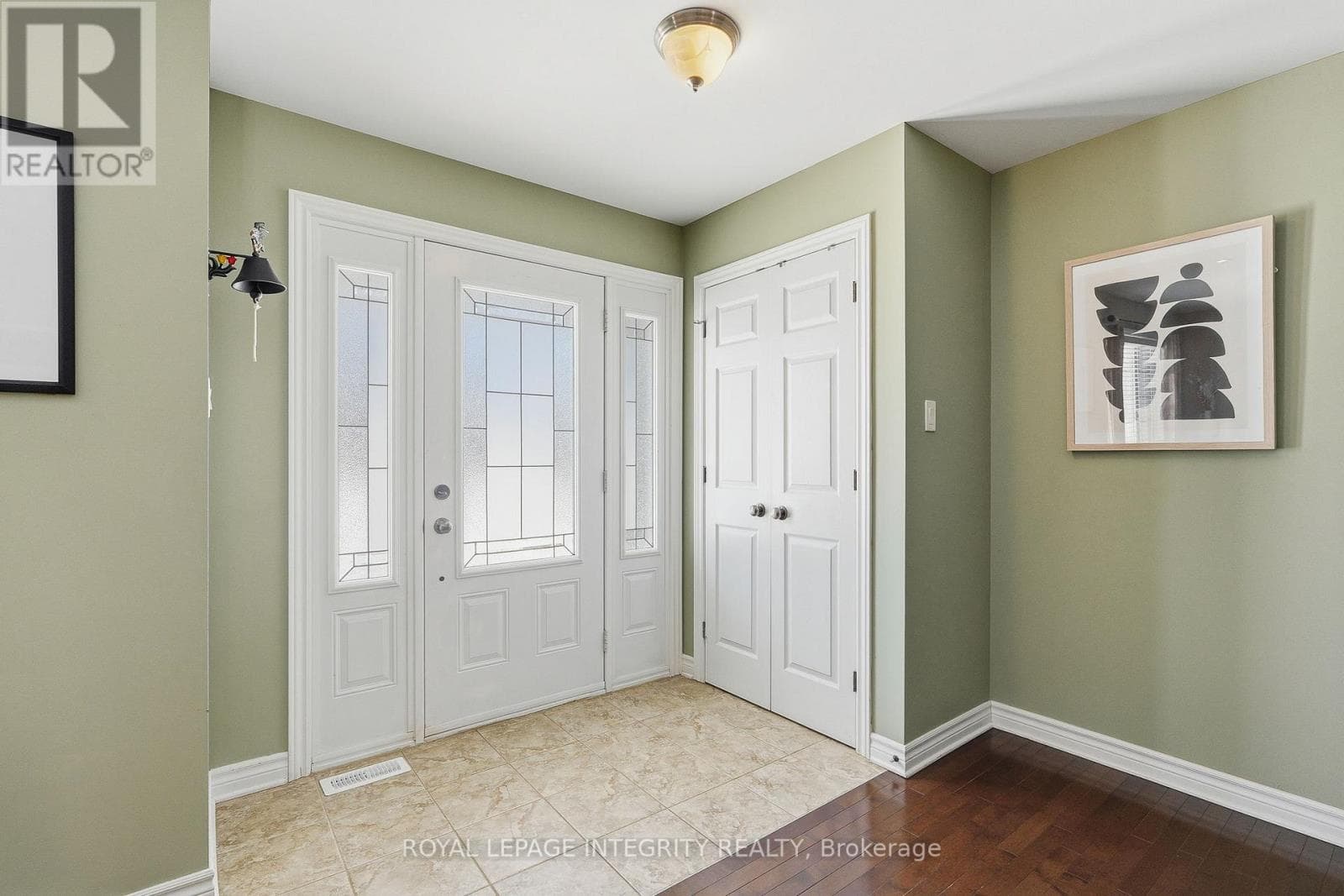 53 BEAVER LANE, Ottawa — photo 4
