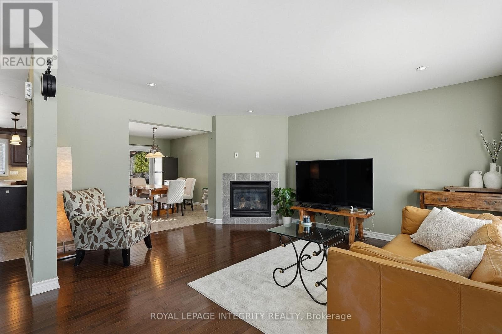 53 BEAVER LANE, Ottawa — photo 5