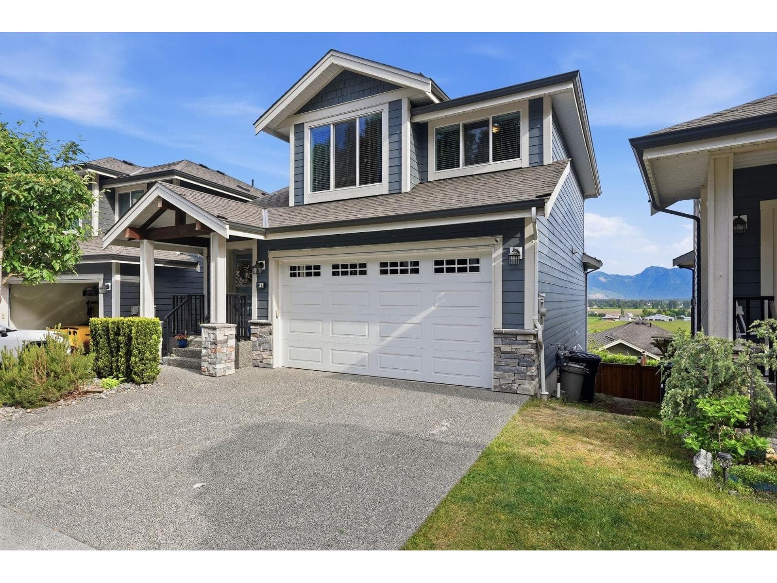 37 50634 LEDGESTONE PLACE, Eastern Hillsides, Chilliwack — photo 3