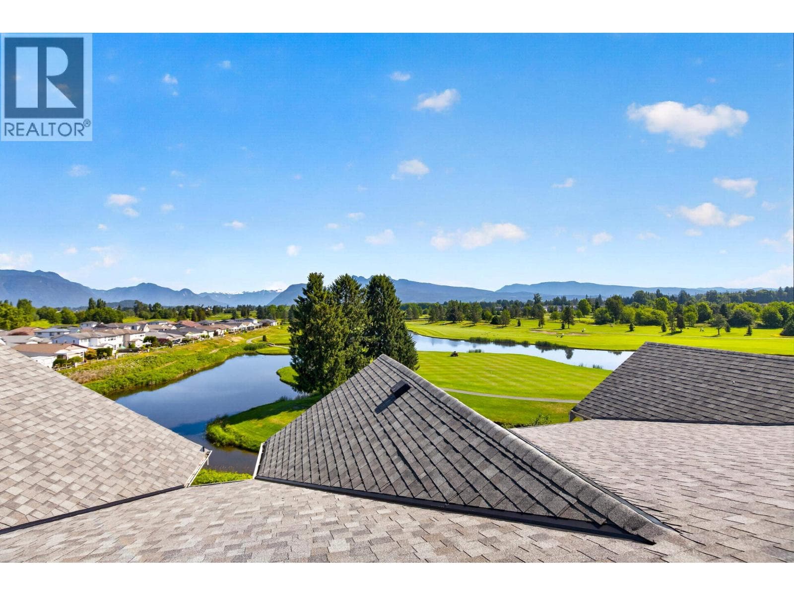 433 19673 MEADOW GARDENS WAY in Pitt Meadows