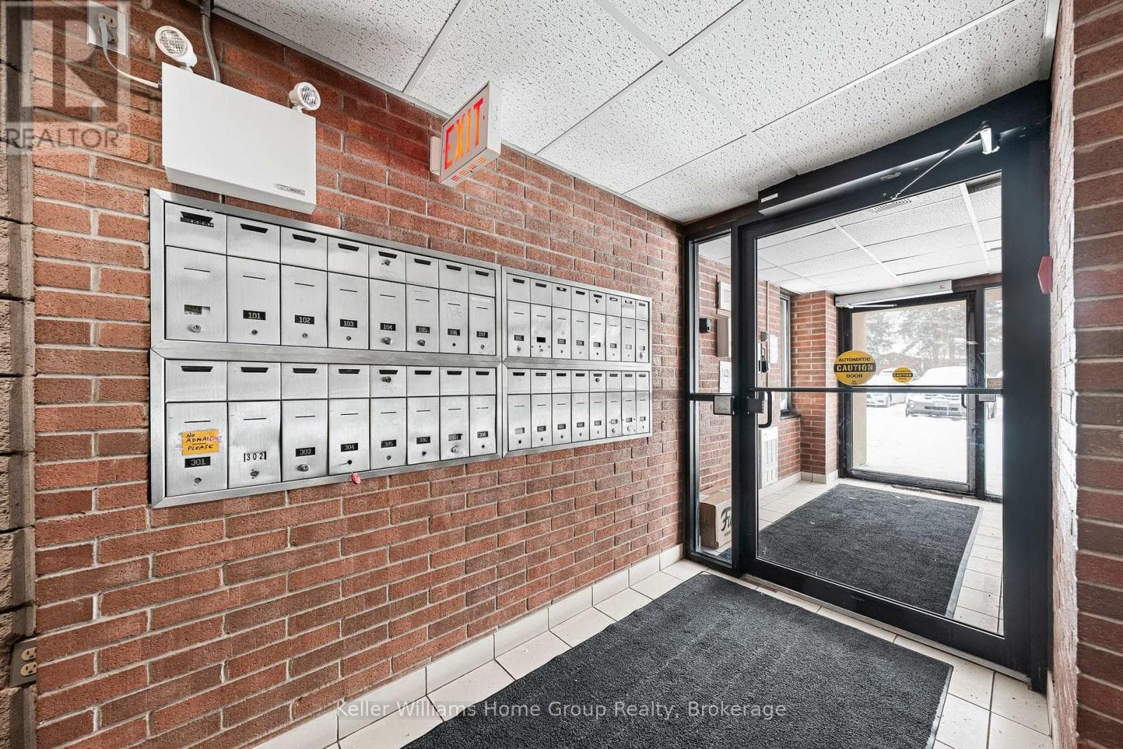 307 - 75 SILVERCREEK PARKWAY N, OnePoint — photo 4