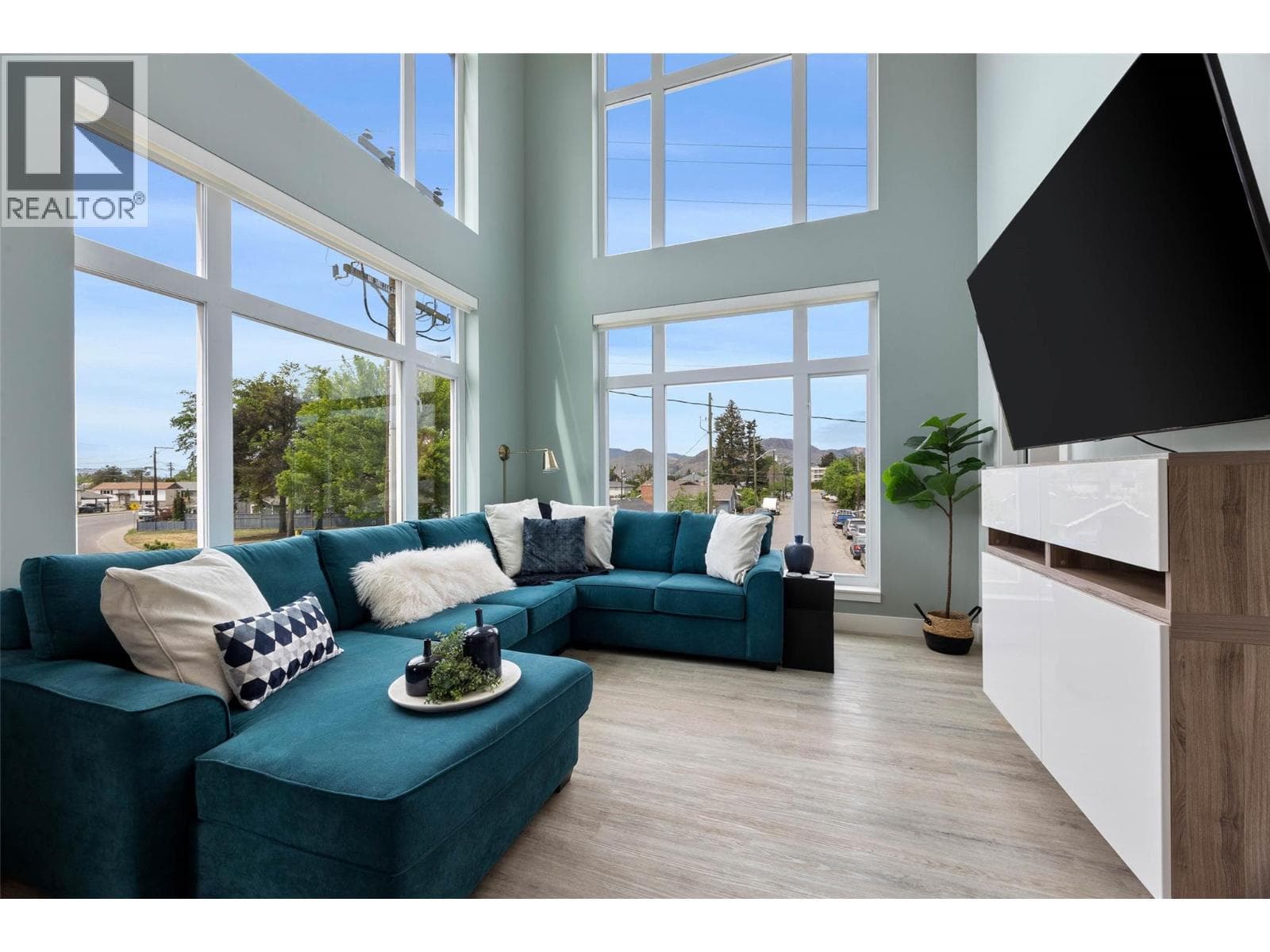 107 YEW STREET UNIT 201, Interior REALTORS® — photo 2