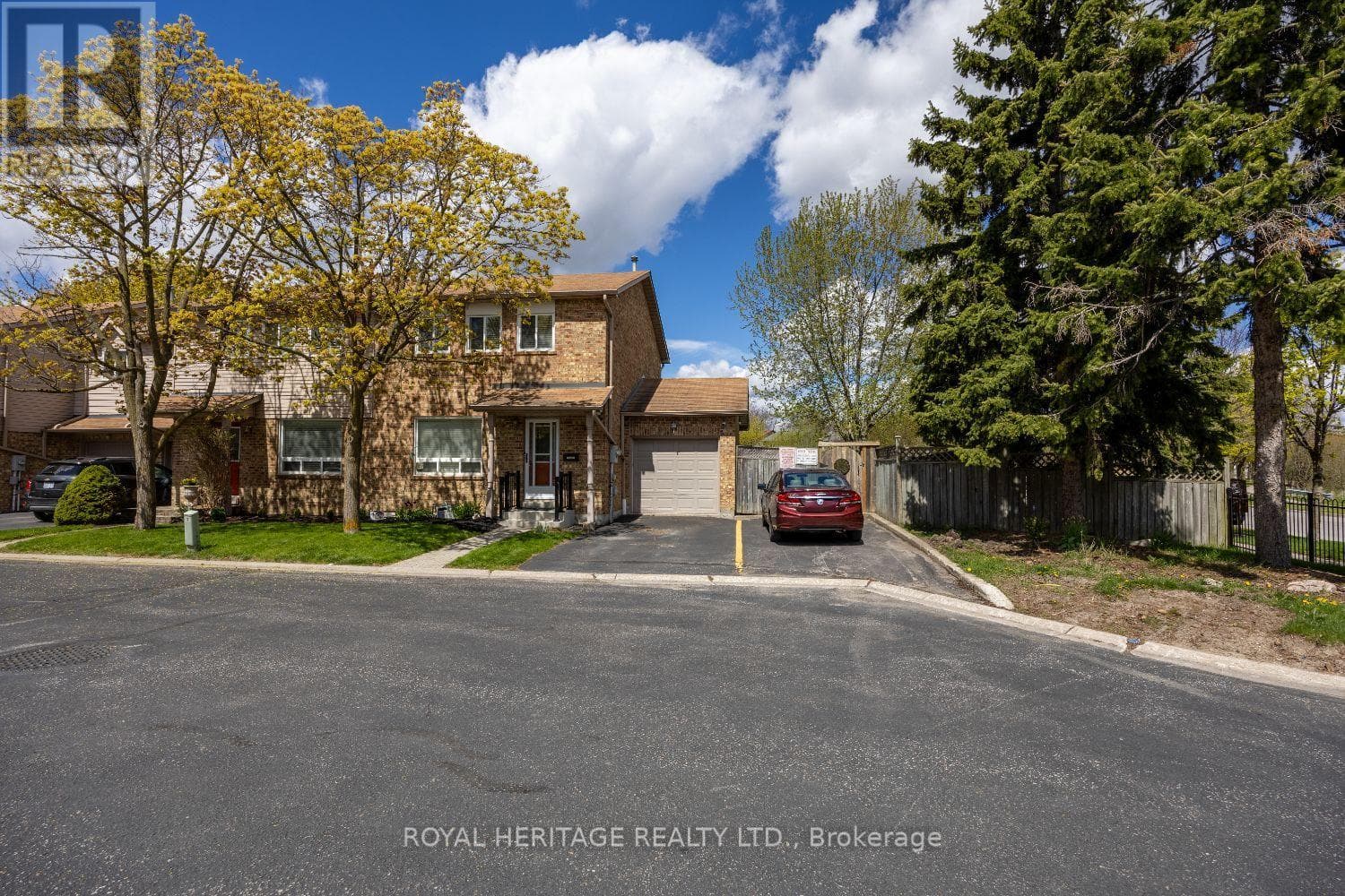 14 - 1640 NICHOL AVENUE S, Central Lakes — photo 2