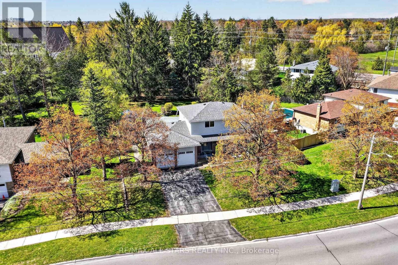 9 ORCHARD PARK ROAD, Central Lakes — photo 4