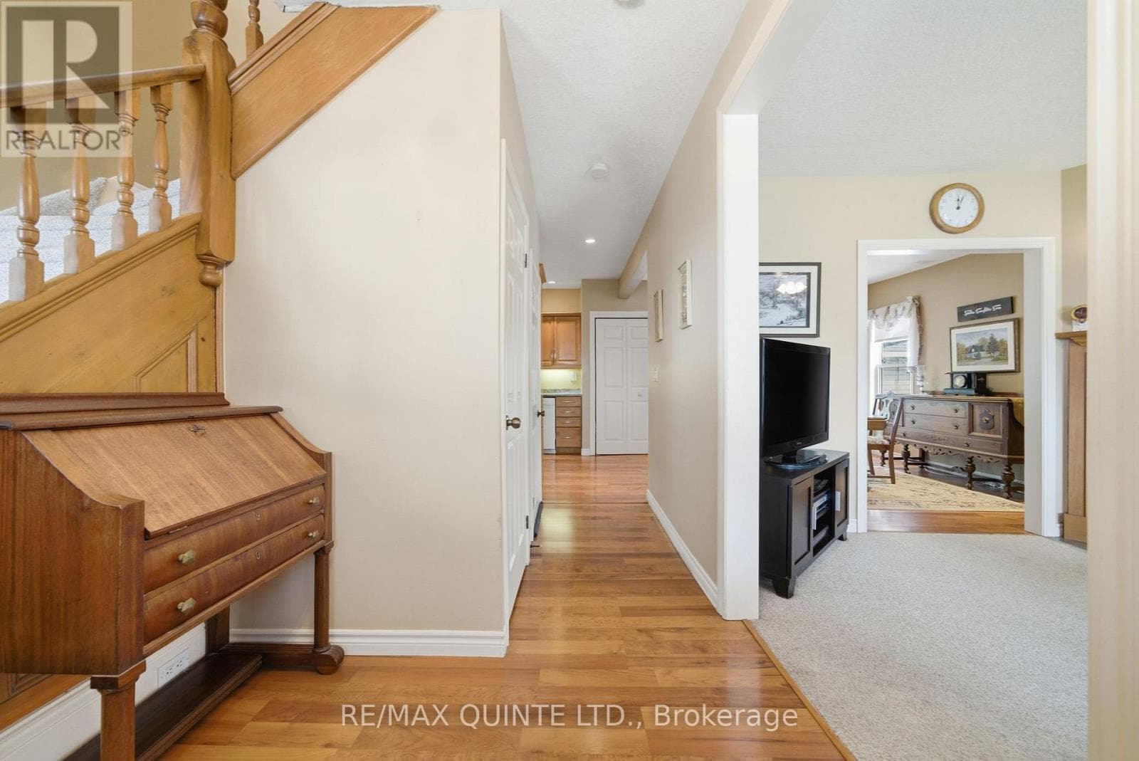 94 DUNDAS STREET E, Central Lakes — photo 5