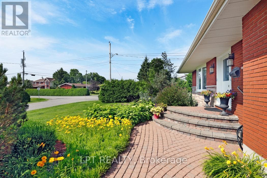 1773 ST BARBARA STREET, Ottawa — photo 3