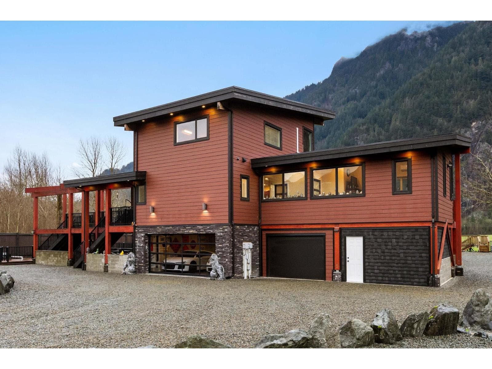 58560 TRANS CANADA HIGHWAY, Laidlaw, Chilliwack — photo 2