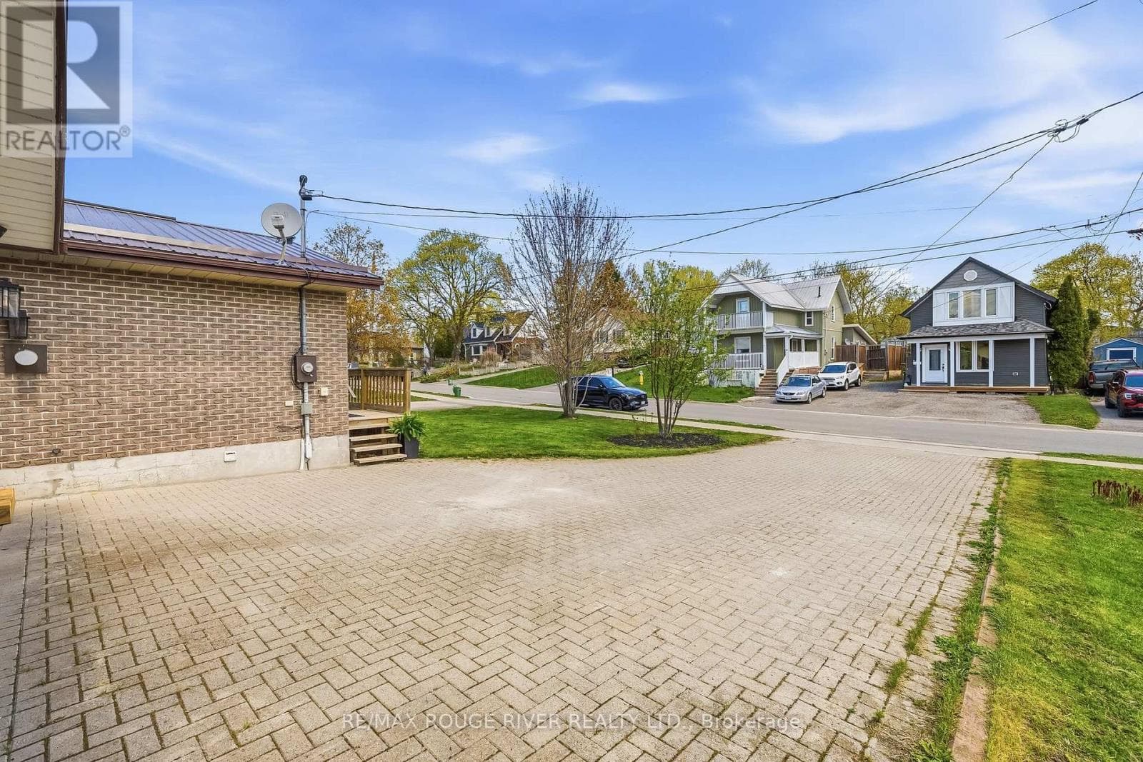 19 CAROLINE STREET, Central Lakes — photo 3