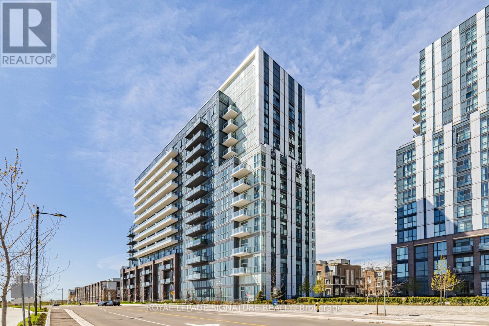 618 - 60 HONEYCRISP CRESCENT, Toronto — photo 2