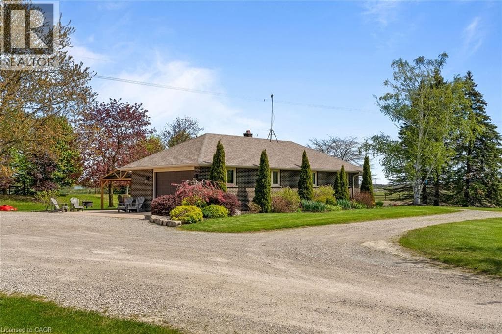 759 CONCESSION 14 WALPOLE in 