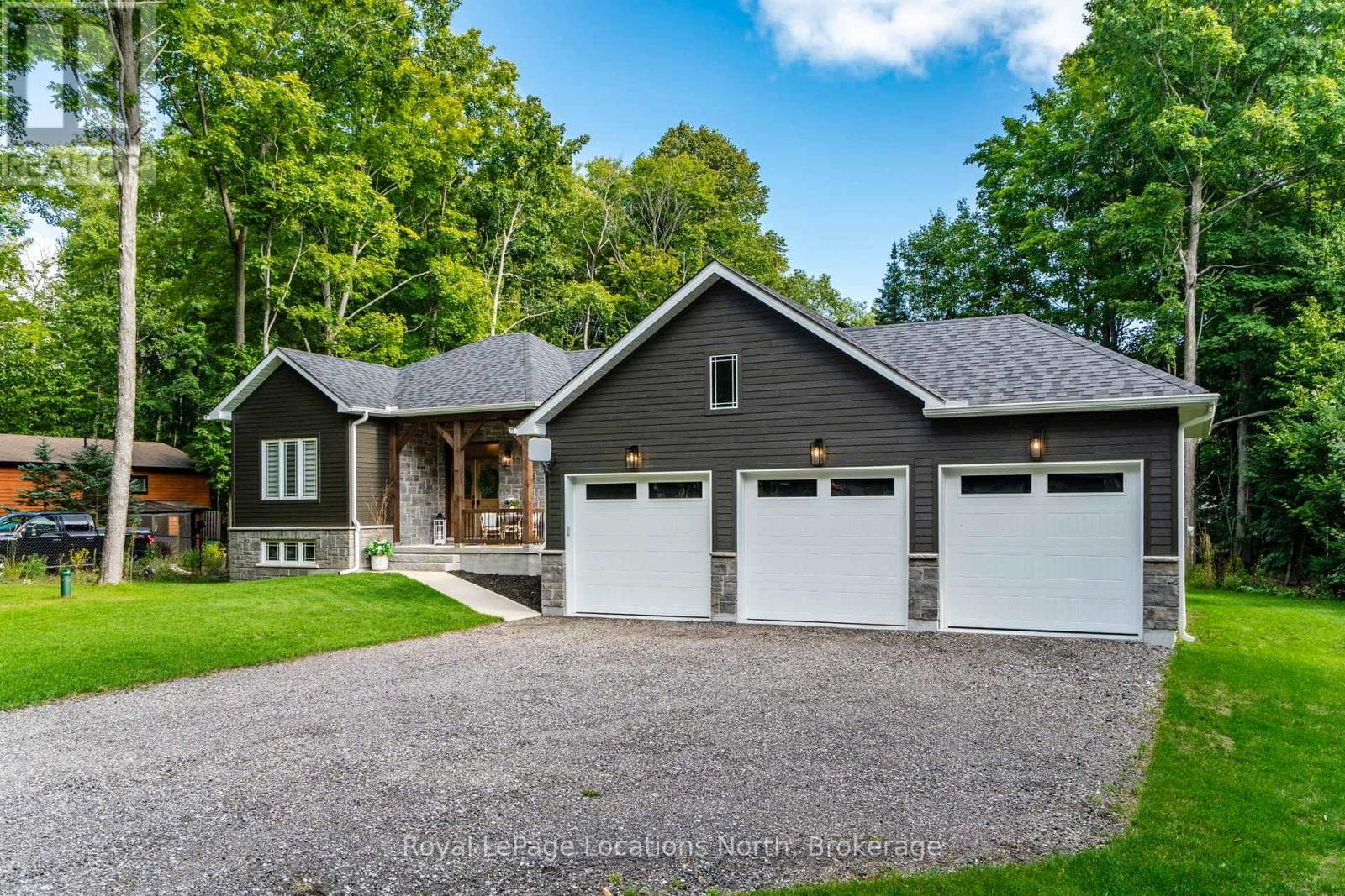 15 PINECONE AVENUE, OnePoint — photo 2