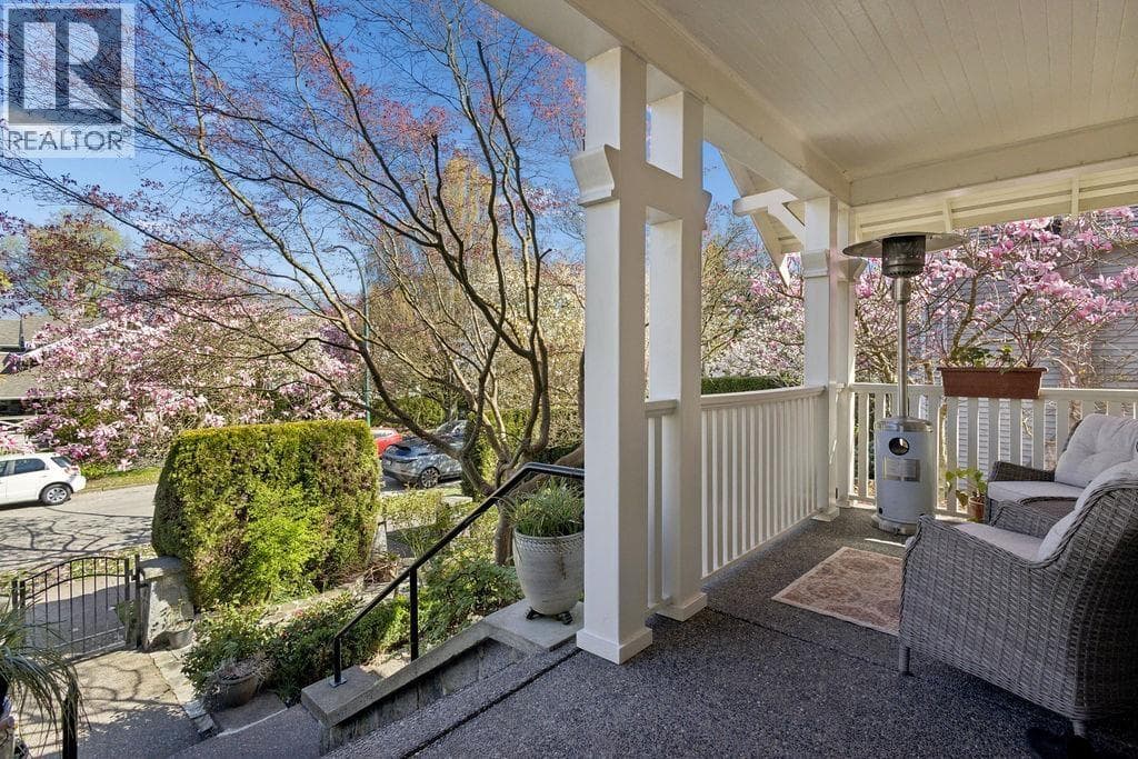 1956 W 14 AVENUE, Greater Vancouver — photo 2