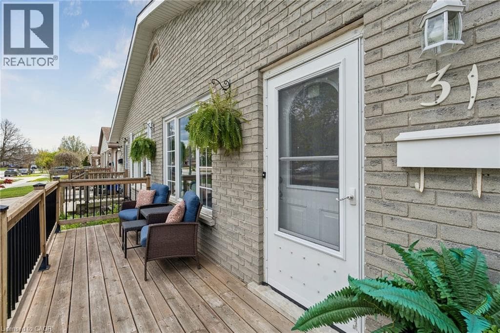 31 MAYFAIR DRIVE, Cornerstone — photo 3