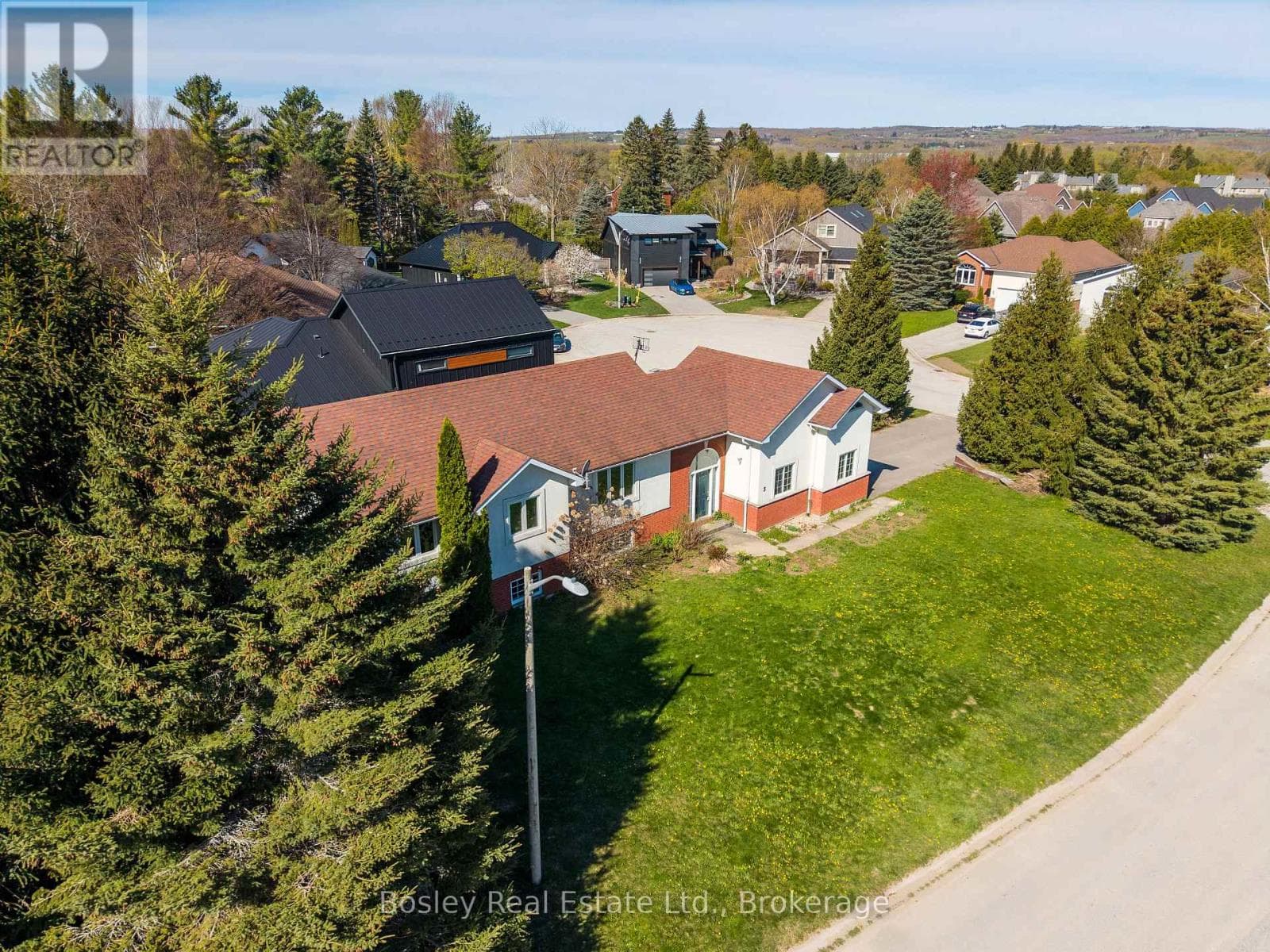 3 SHIRLEY COURT, OnePoint — photo 2