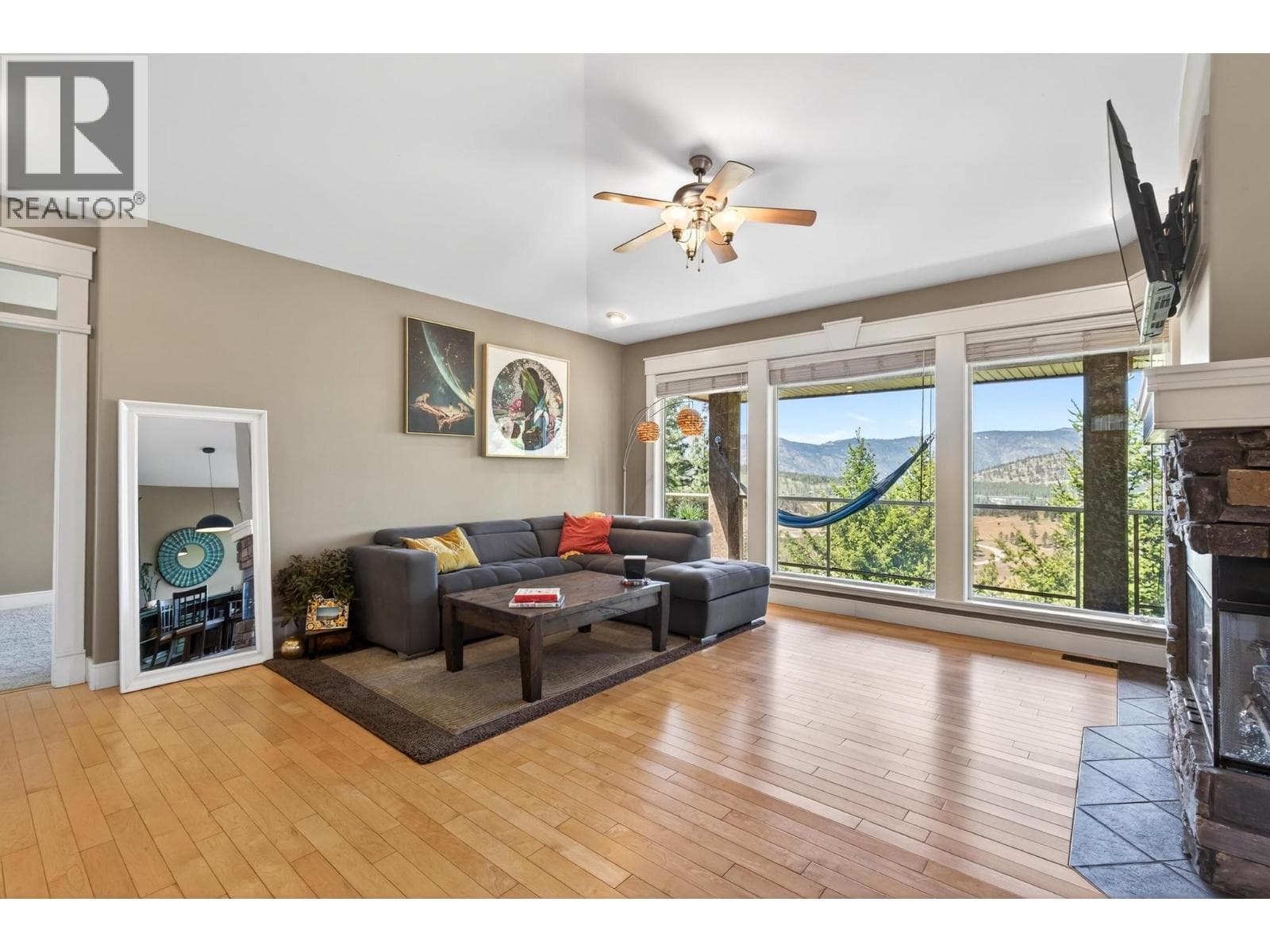 2216 QUAIL RUN DRIVE, Interior REALTORS® — photo 4