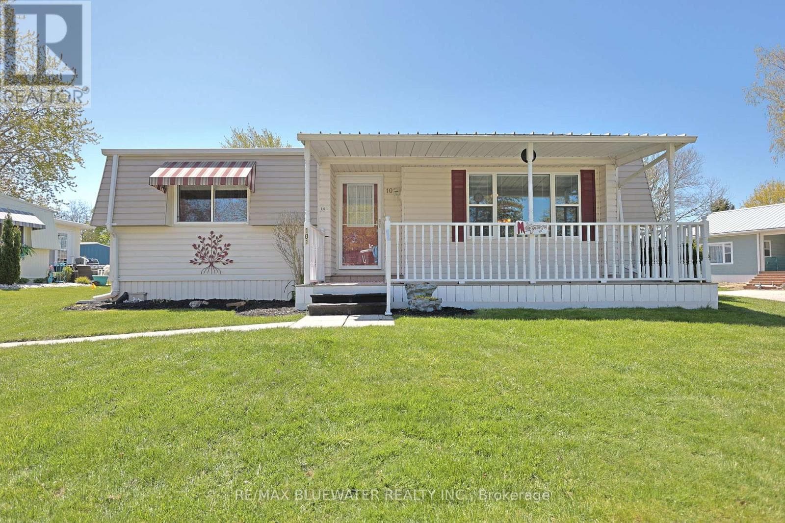 101 SHANNON BOULEVARD in 