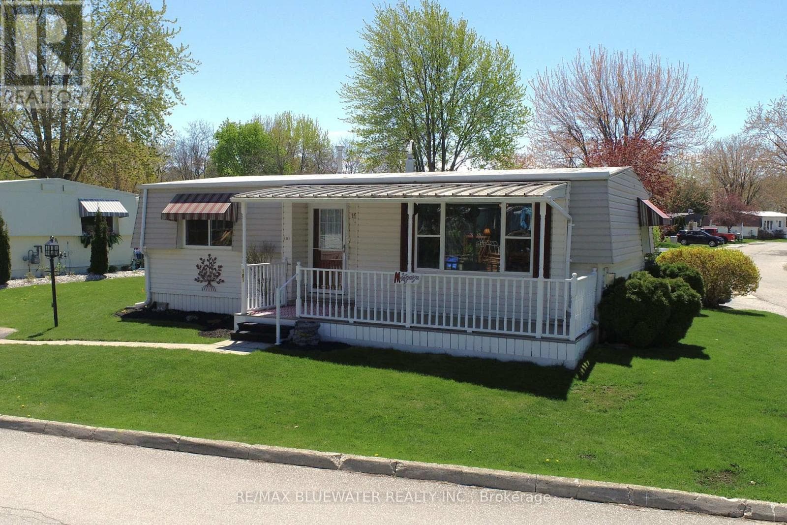 101 SHANNON BOULEVARD, London and St. Thomas — photo 2