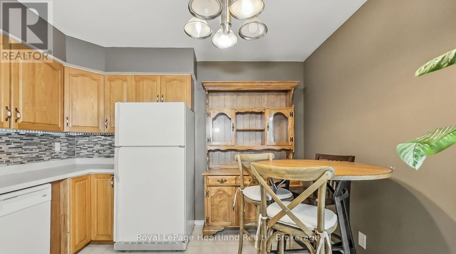 49 WELLINGTON STREET WEST, OnePoint — photo 5