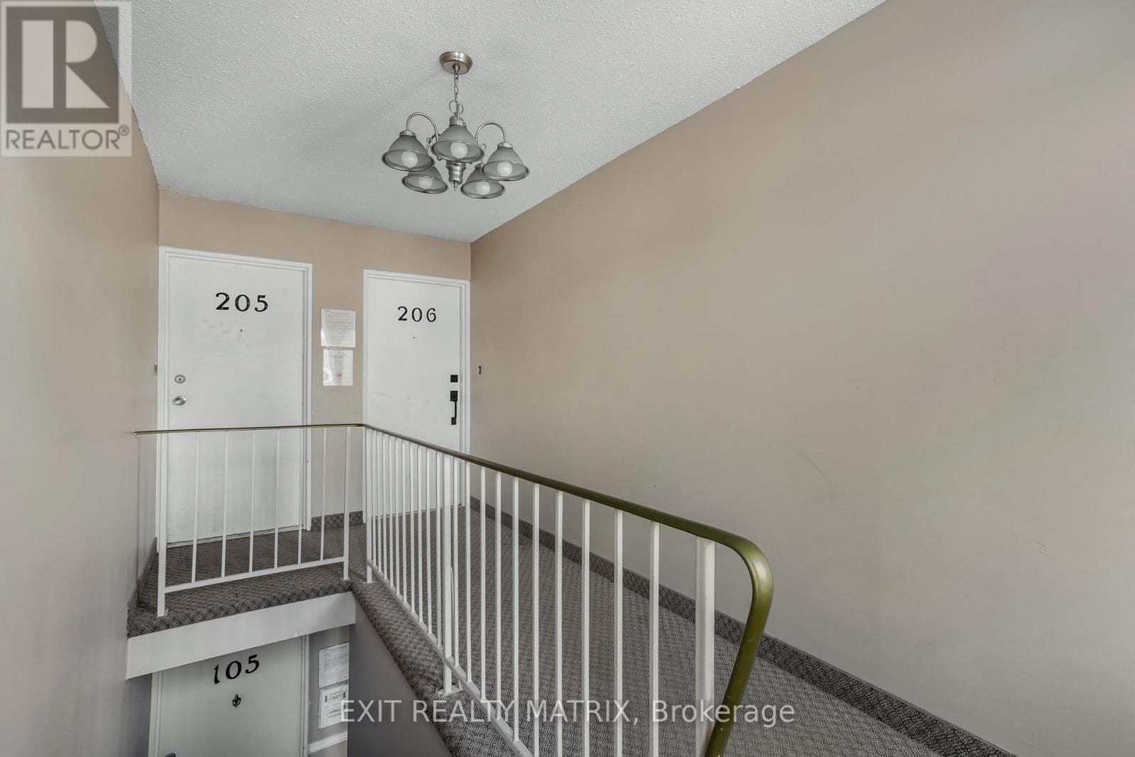 205B - 185 DU COMTE ROUTE, Cornwall — photo 5