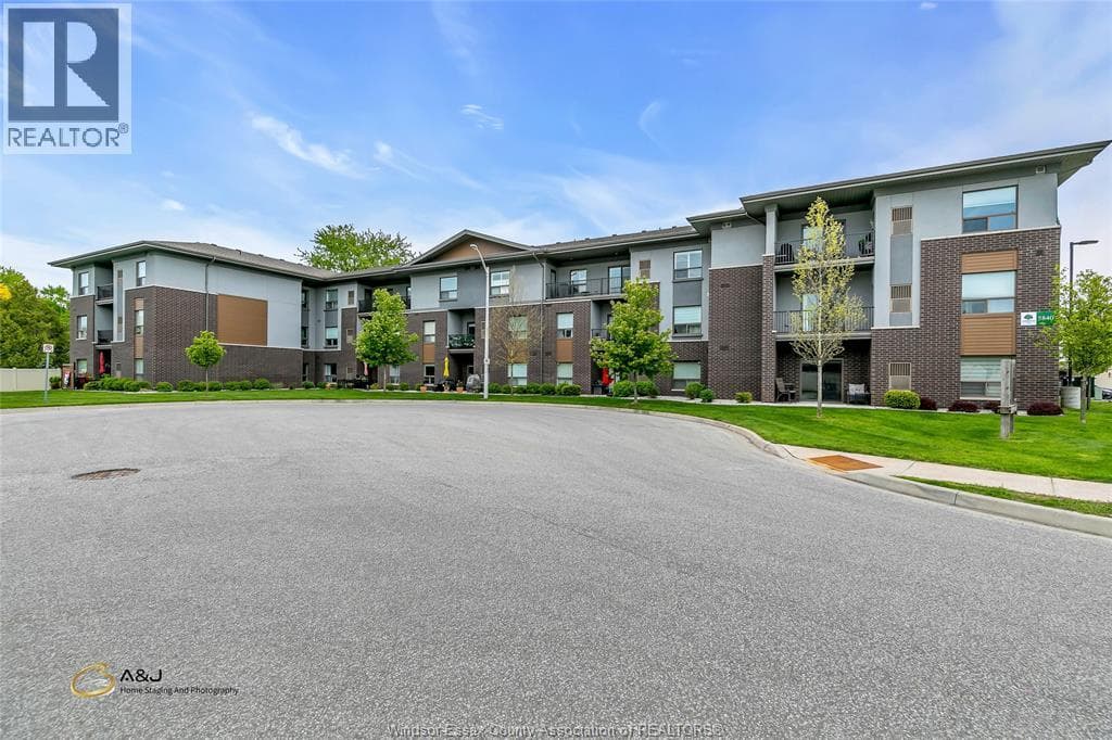 5840 Newman BOULEVARD Unit# 306, Windsor — photo 2